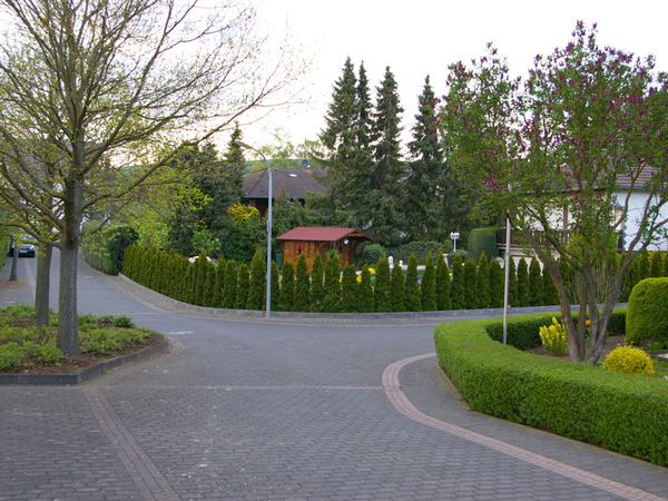 Straße im Ort